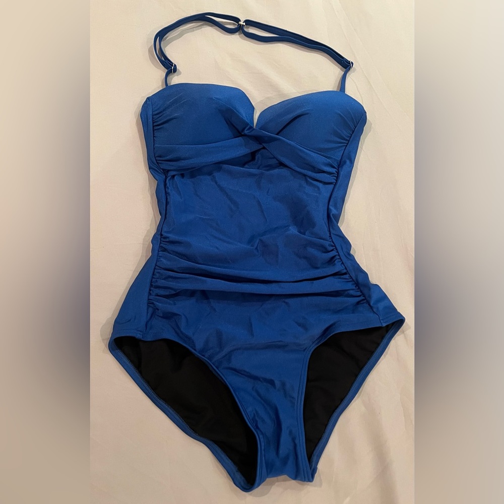 Calvin Klein Split-Cup Tummy-Control Bandeau One-… - image 2